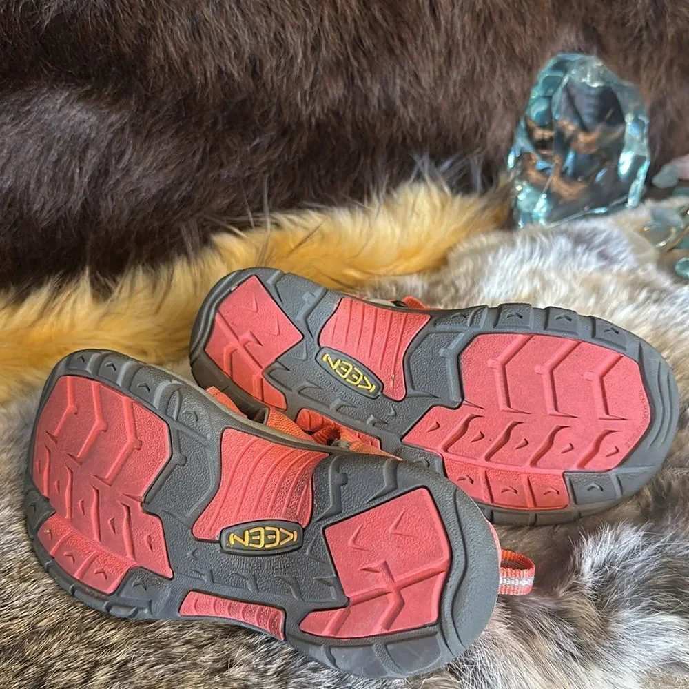 Kids Outdoor Adventure Sandals  4 (BK2)
